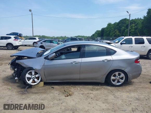 2016 Dodge Dart SXT z VIN 1C3CDFBBXGD605864, wystawiony jako IAAI lot #42274281 z przebiegiem 198 042 mil mil oraz . Historia ofert i sprzedaży dostępna na DreamBid. Obrazek 14.