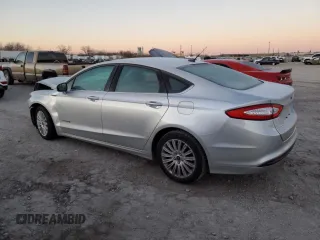 2015 Ford Fusion SE Hybrid with VIN 3FA6P0LU5FR199498, listed as a Copart auction lot 84020974 with 0 mi miles and Salvage Title. Bid and sale history available at carsss.com. Image 2.