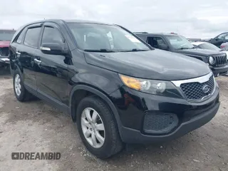 2012 Kia Sorento LX with VIN 5XYKT3A18CG237178, listed as a IAAI auction lot 41727554 with 283,783 mi miles. Bid and sale history available at carsss.com. Image 1.