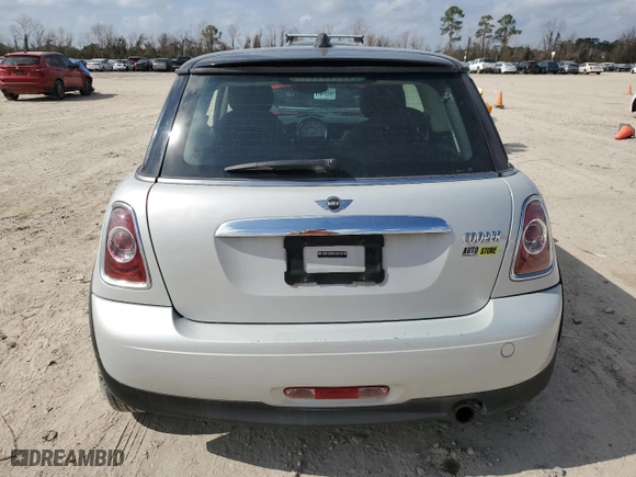 2011 MINI Cooper Hardtop with VIN WMWSU3C5XBTX96096, listed as a Copart auction lot 43148125 with 94,938 mi miles and Salvage Title. Bid and sale history available at carsss.com. Image 6.