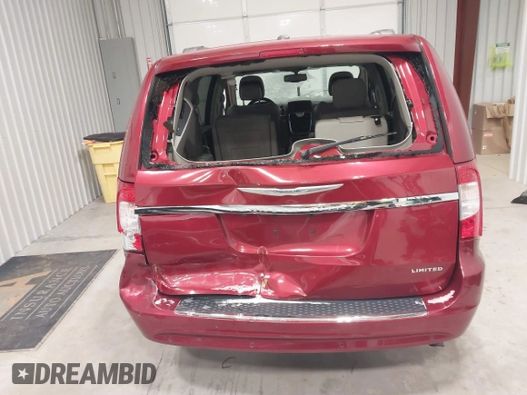2015 Chrysler Town & Country Limited Platinum with VIN 2C4RC1GGXFR597180, listed as a IAAI auction lot 41374817 with 90,088 mi miles and . Bid and sale history available at DreamBid. Image 16.