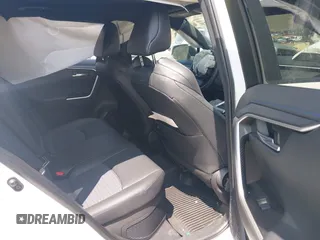 2023 Toyota RAV4 Hybrid XSE с VIN 4T3E6RFV0PU138218, выставлен на аукционе IAAI как лот 42181731 с пробегом 23 999 миль миль и . История ставок и продаж доступна на DreamBid. Изображение 8.