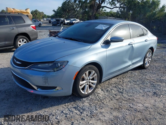 2015 Chrysler 200 Limited with VIN 1C3CCCAB9FN652573, listed as a IAAI auction lot 42073153 with 186,116 mi miles. Bid and sale history available at carsss.com. Image 2.