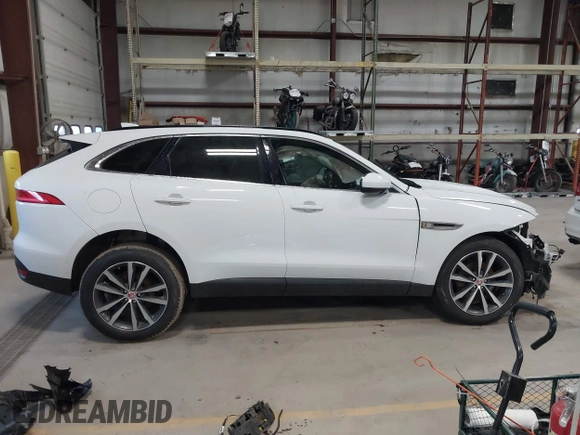 2018 Jaguar F-Pace 25t Prestige with VIN SADCK2FX3JA322638, listed as a IAAI auction lot 41935053 with 108,921 mi miles and . Bid and sale history available at DreamBid. Image 14.