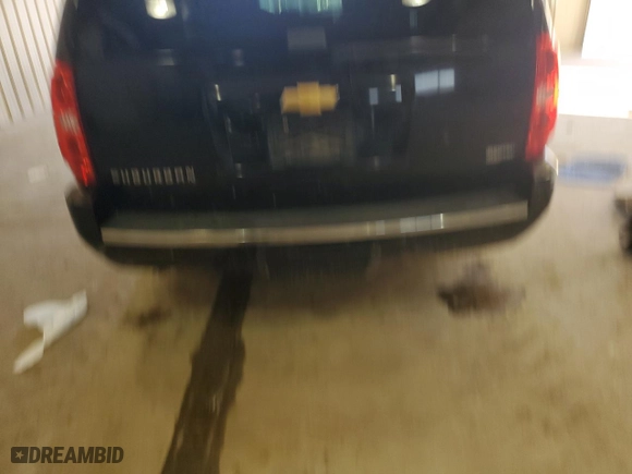 2012 Chevrolet Suburban LTZ with VIN 1GNSKKE76CR120963, listed as a Copart auction lot 45049725 with 321,377 mi miles and Clean Title. Bid and sale history available at carsss.com. Image 6.