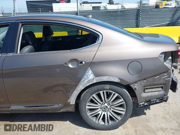 2014 Kia Cadenza Premium z VIN KNALN4D70E5152333, wystawiony jako IAAI lot #42047660 z przebiegiem 107 686 mil mil oraz . Historia ofert i sprzedaży dostępna na DreamBid. Obrazek 13.