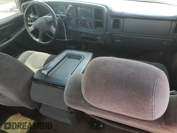 2005 Chevrolet Silverado 1500 LS with VIN 2GCEC19V851225120, listed as a Copart auction lot 54049675 with 215,514 mi miles and Salvage Title. Bid and sale history available at DreamBid. Image 8.
