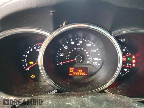 2012 Kia Sorento EX z VIN 5XYKU4A25CG271932, wystawiony jako Copart lot #51371565 z przebiegiem 208 398 mil mil oraz Nie do naprawy • Non repairable. Historia ofert i sprzedaży dostępna na DreamBid. Obrazek 9.