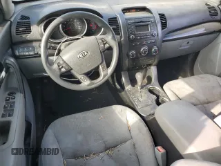 2011 Kia Sorento LX with VIN 5XYKT3A1XBG097651, listed as a Copart auction lot 47799775 with 136,918 mi miles and Salvage Title. Bid and sale history available at carsss.com. Image 8.