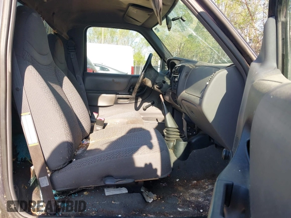 1999 Ford Ranger XL with VIN 1FTYR10C2XUA03848, listed as a IAAI auction lot 42016634 with 79,575 mi miles. Bid and sale history available at carsss.com. Image 5.