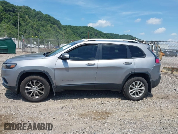 2020 Jeep Cherokee Latitude with VIN 1C4PJMCB8LD518449, listed as a IAAI auction lot 42607389 with 75,753 mi miles and . Bid and sale history available at DreamBid. Image 14.