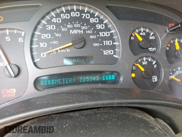 2004 Chevrolet Avalanche Z71 with VIN 3GNEK12TX4G101441, listed as a Copart auction lot 54858953 with 225,943 mi miles and Clean Title. Bid and sale history available at DreamBid. Image 9.