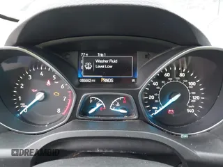 2018 Ford Escape S с VIN 1FMCU0F79JUA99011, выставлен на аукционе IAAI как лот 42504915 с пробегом 65 552 миль миль и . История ставок и продаж доступна на DreamBid. Изображение 7.