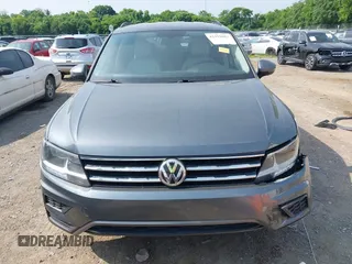 2018 Volkswagen Tiguan SEL с VIN 3VV3B7AX7JM092168, выставлен на аукционе IAAI как лот 42403883 с пробегом 96 022 миль миль и . История ставок и продаж доступна на DreamBid. Изображение 12.