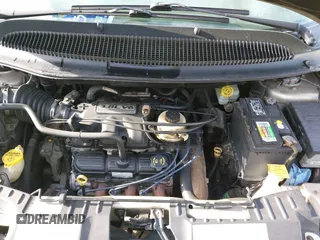 2005 Chrysler Town & Country Touring with VIN 2C4GP54L15R131849, listed as a IAAI auction lot 41933389 with 276,344 mi miles. Bid and sale history available at carsss.com. Image 10.