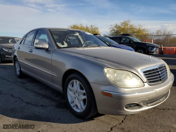 2006 Mercedes-Benz S-Class 3.7L with VIN WDBNF67J16A475454, listed as a Copart auction lot 86783484 with 85,805 mi miles and Clean Title. Bid and sale history available at carsss.com. Image 4.