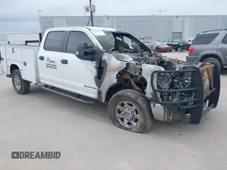 2019 Ford F-250 z VIN 1FD7W2BT8KEC91512, wystawiony jako IAAI lot #40410739 z przebiegiem Nie podano mil oraz . Historia ofert i sprzedaży dostępna na DreamBid. Obrazek 1.