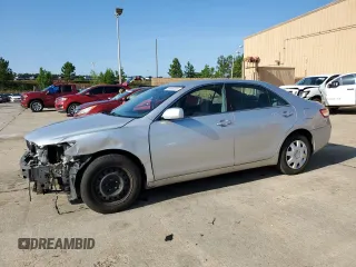 2011 Toyota Camry LE z VIN 4T1BF3EK1BU140147, wystawiony jako Copart lot #59600335 z przebiegiem 206 208 mil mil oraz Szkoda całkowita • Salvage title. Historia ofert i sprzedaży dostępna na DreamBid. Obrazek 1.