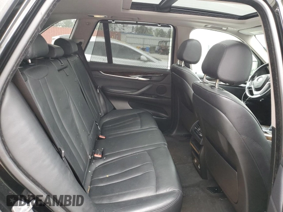 2014 BMW X5 sDrive35i z VIN 5UXKR2C58E0H33780, wystawiony jako Copart lot #50932265 z przebiegiem 95 948 mil mil oraz Czysty tytuł • Clean title. Historia ofert i sprzedaży dostępna na DreamBid. Obrazek 11.