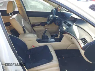 2010 Honda Accord Crosstour EX-L with VIN 5J6TF2H55AL002215, listed as a IAAI auction lot 41849914 with 131,289 mi miles. Bid and sale history available at carsss.com. Image 5.