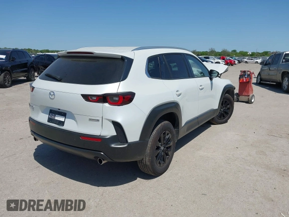 2024 Mazda CX-50 S Select с VIN 7MMVABAM9RN238736, выставлен на аукционе IAAI как лот 42003658 с пробегом 9 880 миль миль и . История ставок и продаж доступна на DreamBid. Изображение 4.