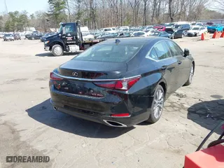 2019 Lexus ES with VIN 58ABZ1B19KU026736, listed as a IAAI auction lot 41742555 with 72,563 mi miles. Bid and sale history available at carsss.com. Image 4.