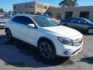 2020 Mercedes-Benz GLA 250 z VIN WDCTG4GB1LU022698, wystawiony jako IAAI lot #36984414 z przebiegiem 19 705 mil mil oraz . Historia ofert i sprzedaży dostępna na DreamBid. Obrazek 1.