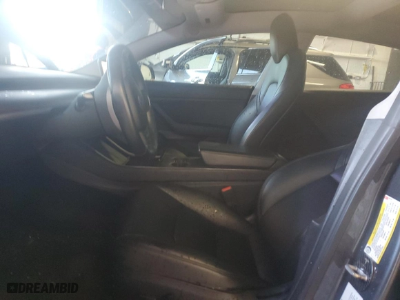 2019 Tesla Model 3 Long Range with VIN 5YJ3E1EB1KF389203, listed as a Copart auction lot 88483045 with 85,411 mi miles and Salvage Title. Bid and sale history available at carsss.com. Image 7.