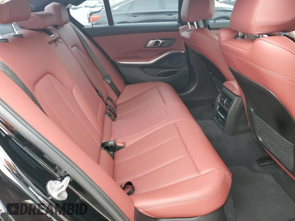2023 BMW 3 Series 330i z VIN 3MW69FF05P8D51932, wystawiony jako Copart lot #54539205 z przebiegiem Nie podano mil oraz Szkoda całkowita • Salvage title. Historia ofert i sprzedaży dostępna na DreamBid. Obrazek 10.