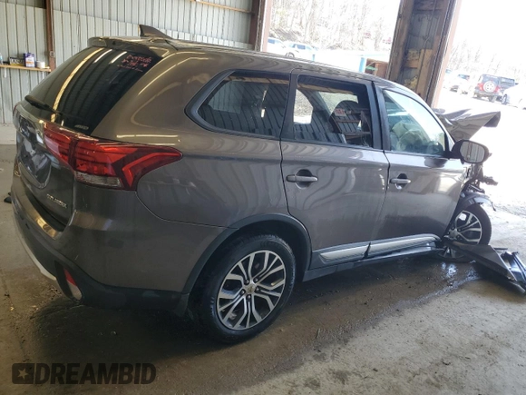 2017 Mitsubishi Outlander ES с VIN JA4AZ2A31HZ056237, выставлен на аукционе Copart как лот 53726465 с пробегом Не указан миль и Списание • Salvage title. История ставок и продаж доступна на DreamBid. Изображение 3.