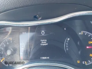 2015 Jeep Grand Cherokee Limited with VIN 1C4RJFBG5FC836296, listed as a IAAI auction lot 41803918 with 173,828 mi miles. Bid and sale history available at carsss.com. Image 7.