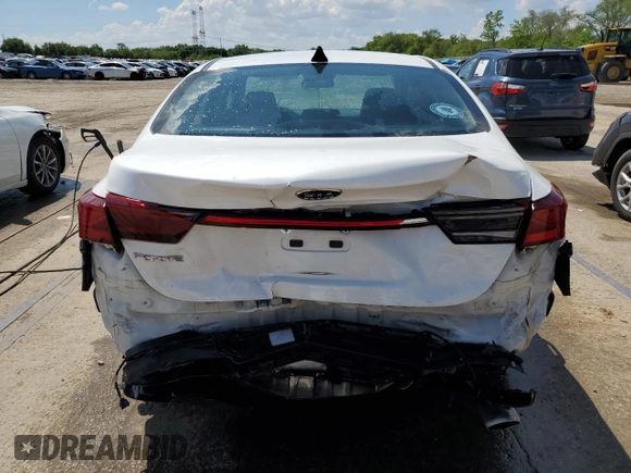 2021 Kia Forte LXS z VIN 3KPF24AD0ME360671, wystawiony jako Copart lot #56212885 z przebiegiem 84 205 mil mil oraz Szkoda całkowita • Salvage title. Historia ofert i sprzedaży dostępna na DreamBid. Obrazek 6.