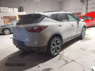 2021 Chevrolet Blazer RS z VIN 3GNKBKRS4MS511445, wystawiony jako IAAI lot #41376452 z przebiegiem 34 843 mil mil oraz . Historia ofert i sprzedaży dostępna na DreamBid. Obrazek 4.