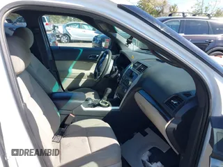 2014 Ford Explorer with VIN 1FM5K8B87EGB96532, listed as a IAAI auction lot 41808085 with 182,083 mi miles and . Bid and sale history available at carsss.com. Image 5.
