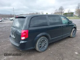 2019 Dodge Grand Caravan SE with VIN 2C4RDGBG8KR524598, listed as a IAAI auction lot 41904137 with 108,308 mi miles and . Bid and sale history available at DreamBid. Image 4.