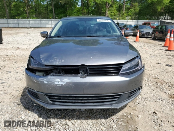 2011 Volkswagen Jetta SE with VIN 3VWDX7AJ2BM361210, listed as a Copart auction lot 53984825 with 223,915 mi miles and Salvage title. Bid and sale history available at DreamBid. Image 5.