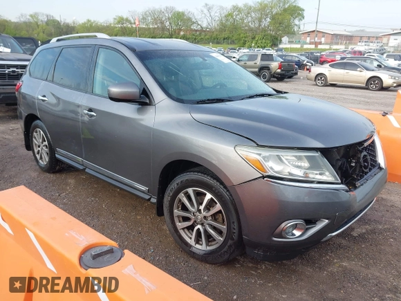 2016 Nissan Pathfinder SV with VIN 5N1AR2MN9GC629224, listed as a IAAI auction lot 42069279 with 172,227 mi miles. Bid and sale history available at carsss.com. Image 1.