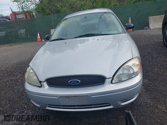 2004 Ford Taurus z VIN 1FAFP52224G180277, wystawiony jako IAAI lot #42091016 z przebiegiem 43 629 mil mil oraz . Historia ofert i sprzedaży dostępna na DreamBid. Obrazek 12.