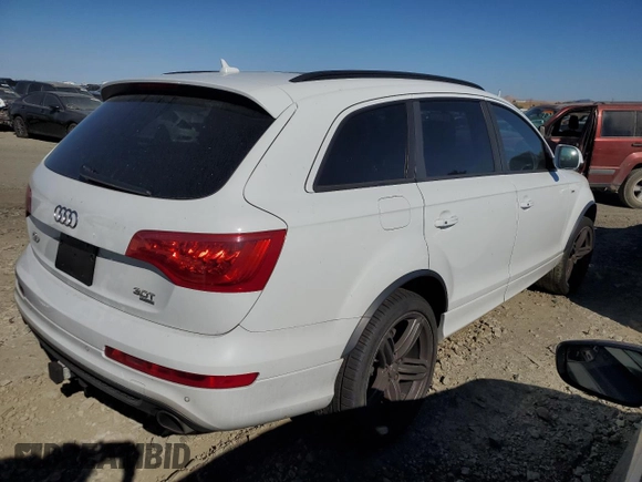 2015 Audi Q7 S line Prestige z VIN WA1DGAFE1FD017150, wystawiony jako Copart lot #67568584 z przebiegiem 128 221 mil mil oraz Szkoda całkowita • Salvage title. Historia ofert i sprzedaży dostępna na DreamBid. Obrazek 3.