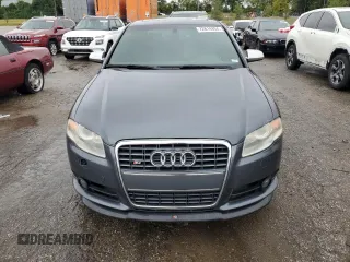 2007 Audi S4 z VIN WAUGL78E67A190905, wystawiony jako Copart lot #72814404 z przebiegiem 141 673 mil mil oraz Tytuł czysty. Historia ofert i sprzedaży dostępna na DreamBid. Obrazek 5.