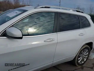 2018 Jeep Cherokee Overland with VIN 1C4PJMJX7JD594319, listed as a IAAI auction lot 41177860 with 128,925 mi miles. Bid and sale history available at carsss.com. Image 14.