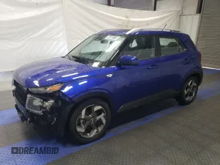 2024 Hyundai Venue SEL z VIN KMHRC8A38RU324692, wystawiony jako Copart lot #54395115 z przebiegiem 12 017 mil mil oraz Czysty tytuł • Clean title. Historia ofert i sprzedaży dostępna na DreamBid. Obrazek 1.