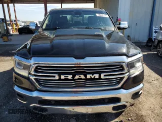 2020 Ram 1500 Laramie with VIN 1C6SRFDTXLN142456, listed as a Copart auction lot 43264155 with 57,661 mi miles and Salvage Title. Bid and sale history available at carsss.com. Image 5.