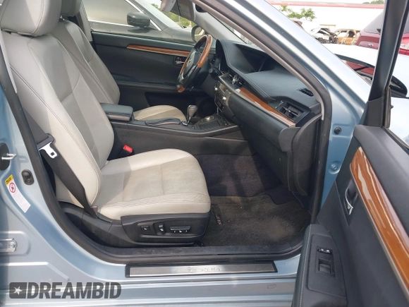 2013 Lexus ES 300h with VIN JTHBW1GG1D2008391, listed as a IAAI auction lot 42145055 with 127,722 mi miles and . Bid and sale history available at DreamBid. Image 5.