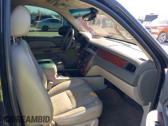 2007 Chevrolet Tahoe LTZ with VIN 1GNFC13J67R245233, listed as a IAAI auction lot 41726159 with 203,841 mi miles and . Bid and sale history available at DreamBid. Image 5.