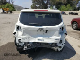 2022 Jeep Renegade Latitude with VIN ZACNJDB12NPN96565, listed as a Copart auction lot 58441965 with 7,162 mi miles and Salvage title. Bid and sale history available at DreamBid. Image 6.