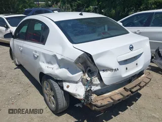 2008 Nissan Sentra S с VIN 3N1AB61E98L726694, выставлен на аукционе IAAI как лот 42296413 с пробегом 180 751 миль миль и . История ставок и продаж доступна на DreamBid. Изображение 3.
