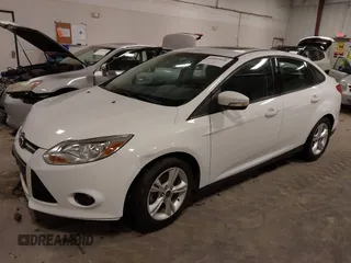 2014 Ford Focus SE with VIN 1FADP3F21EL200534, listed as a IAAI auction lot 41942026 with 61,414 mi miles. Bid and sale history available at carsss.com. Image 19.