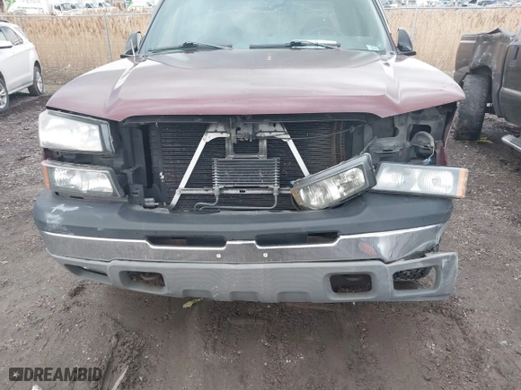 2003 Chevrolet Silverado 1500 LS with VIN 1GCEK19T63E315427, listed as a IAAI auction lot 41684385 with 122,553 mi miles. Bid and sale history available at carsss.com. Image 6.