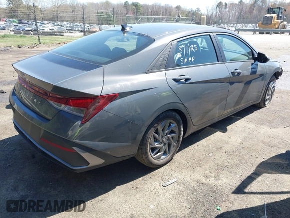 2024 Hyundai Elantra SEL with VIN KMHLM4DG1RU756860, listed as a IAAI auction lot 41887650 with 9,250 mi miles. Bid and sale history available at carsss.com. Image 4.